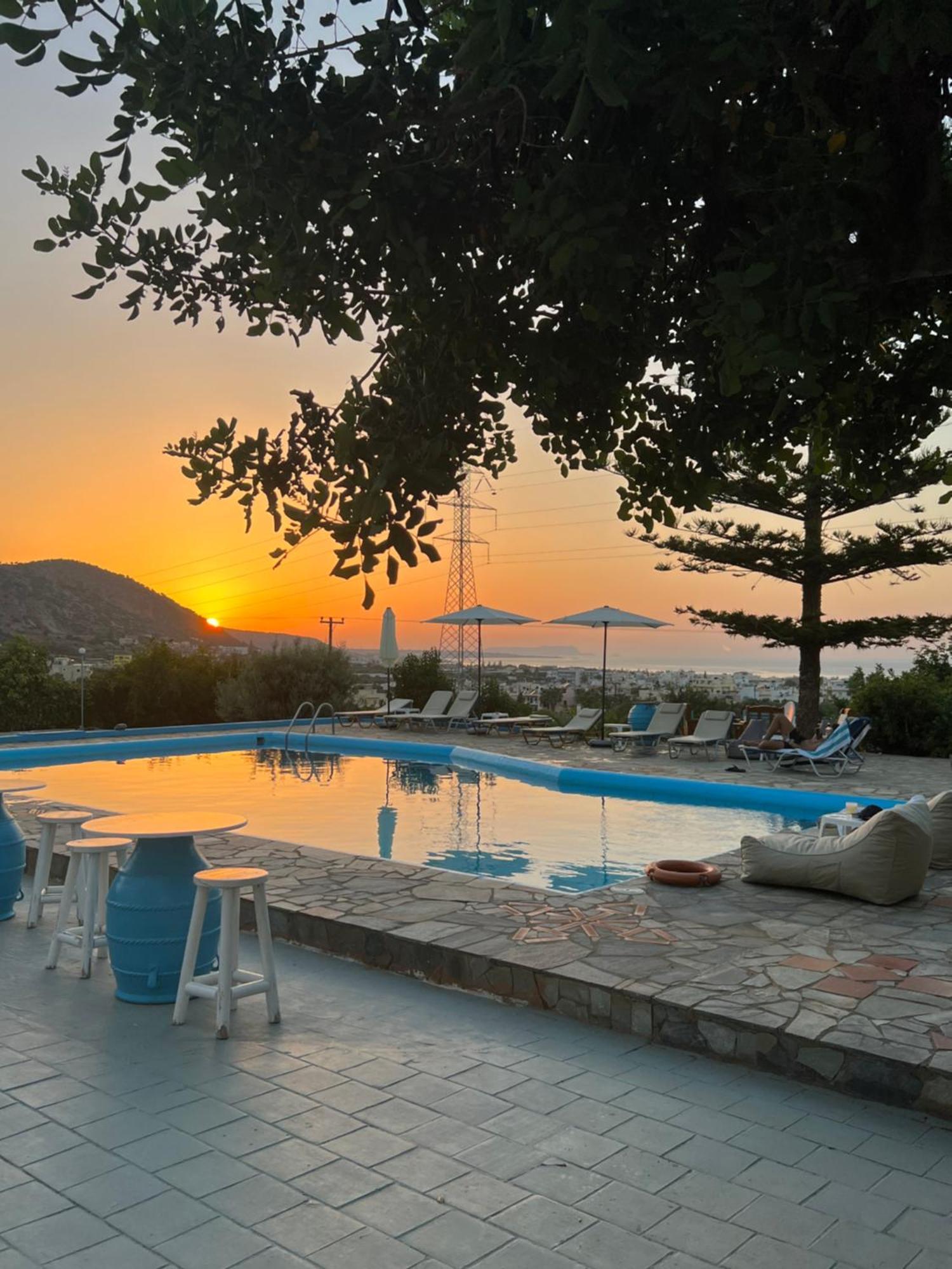 Silia Suites Malia Buitenkant foto