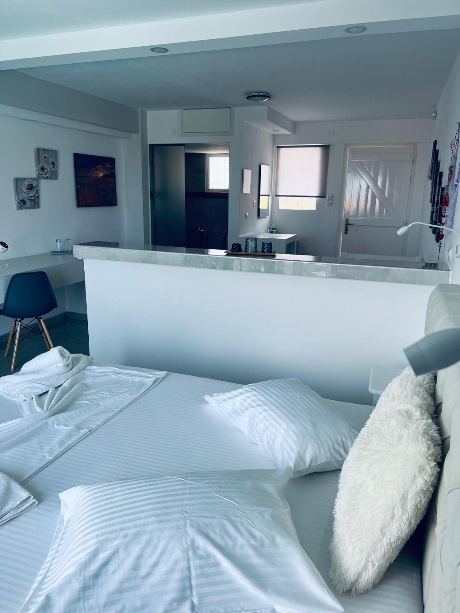 Silia Suites Malia Buitenkant foto